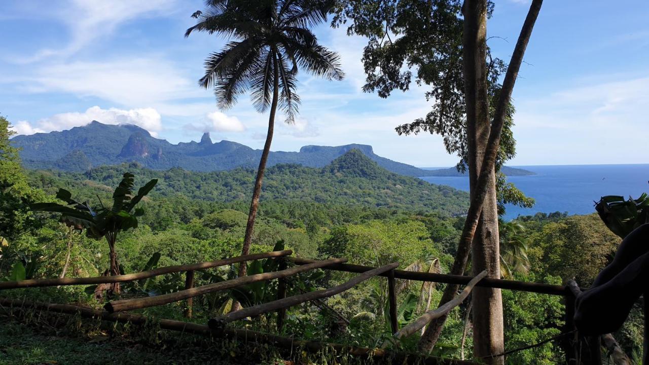 World'S View Wild Camping Salaszoi, Principe Island Santo Antonio Exterior photo